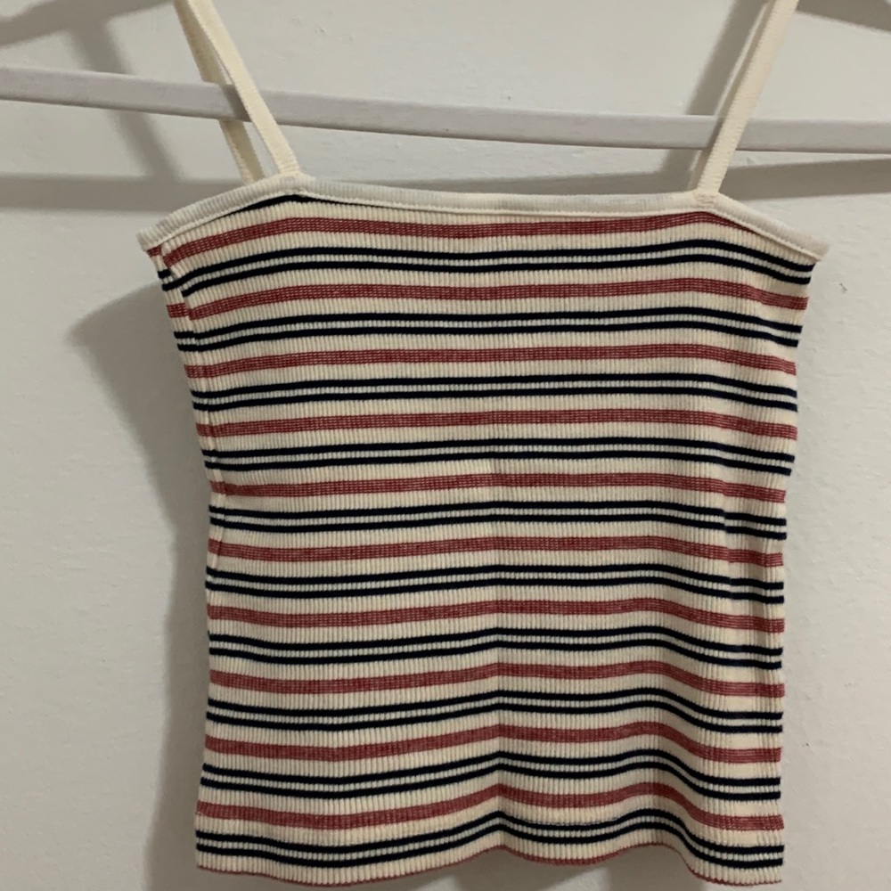 bm crop tank